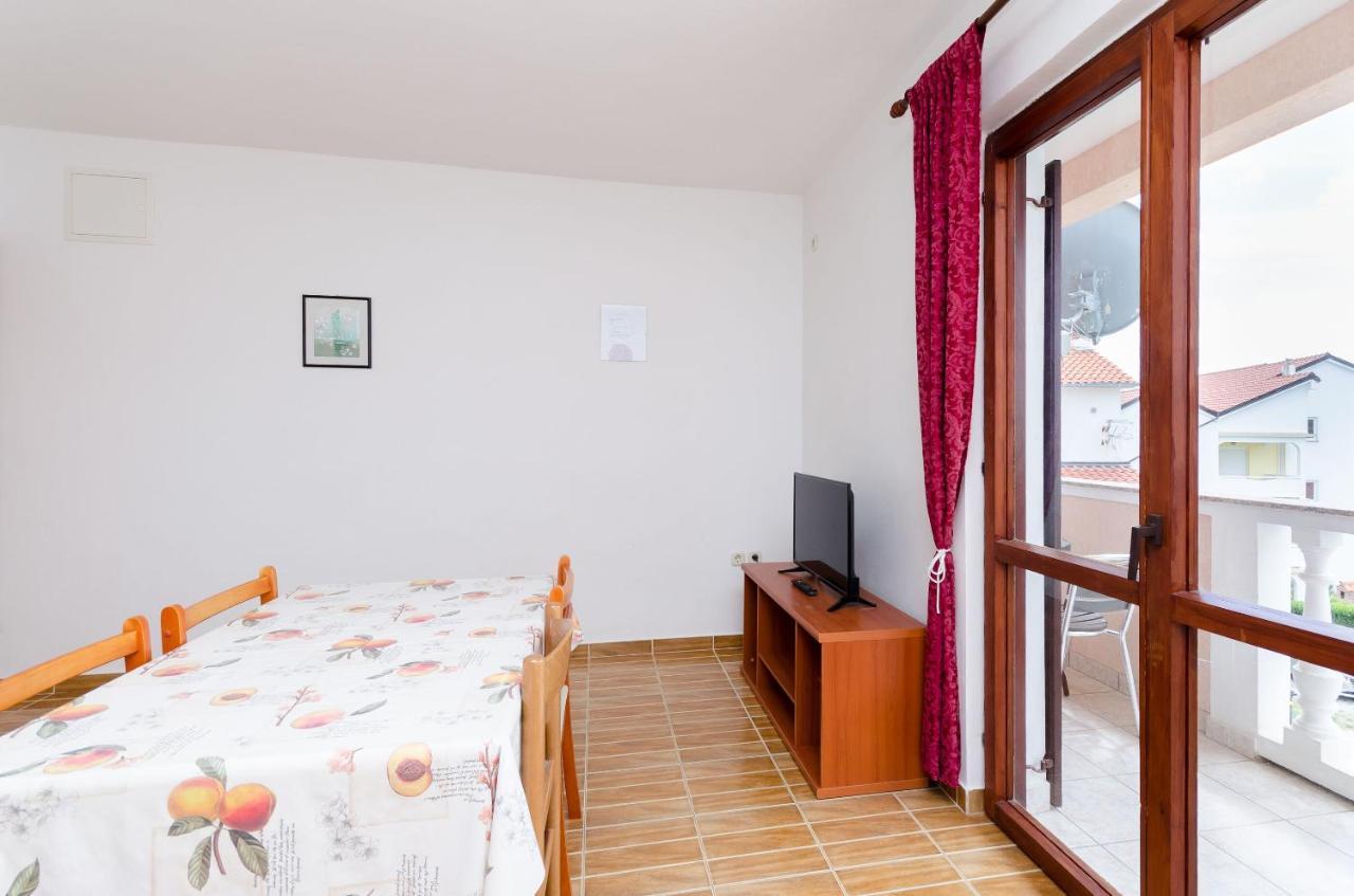 Apartments Dragan Lopar Exterior foto