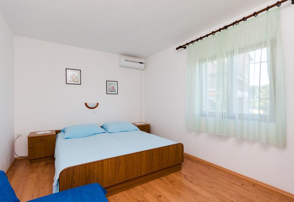 Apartments Dragan Lopar Exterior foto