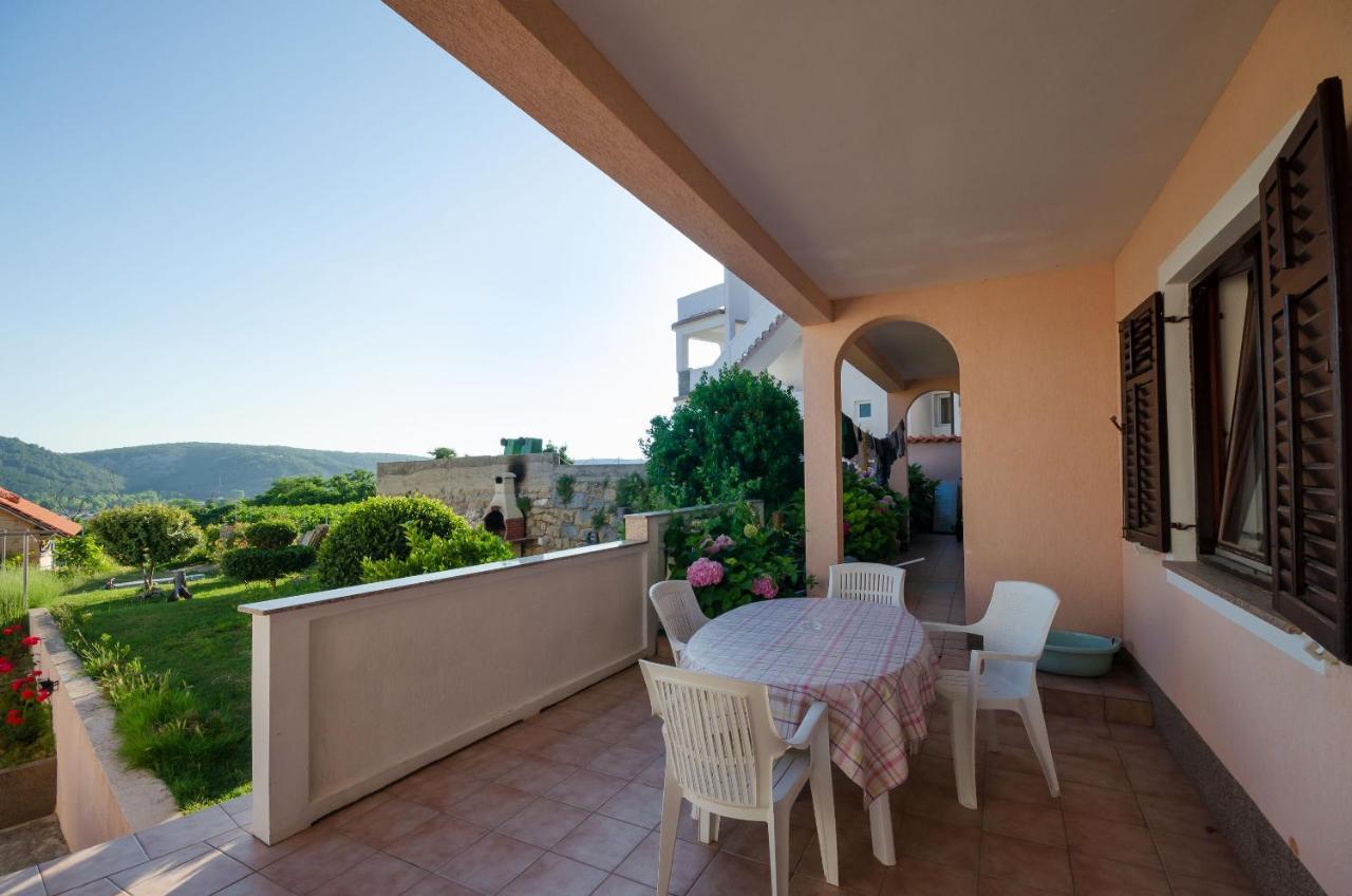 Apartments Dragan Lopar Exterior foto